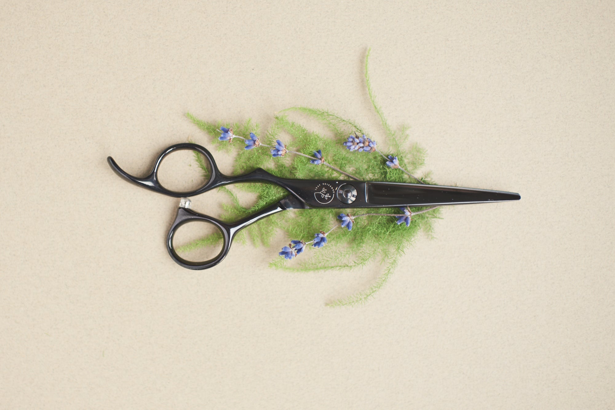 left-handed hairdressing scissors
