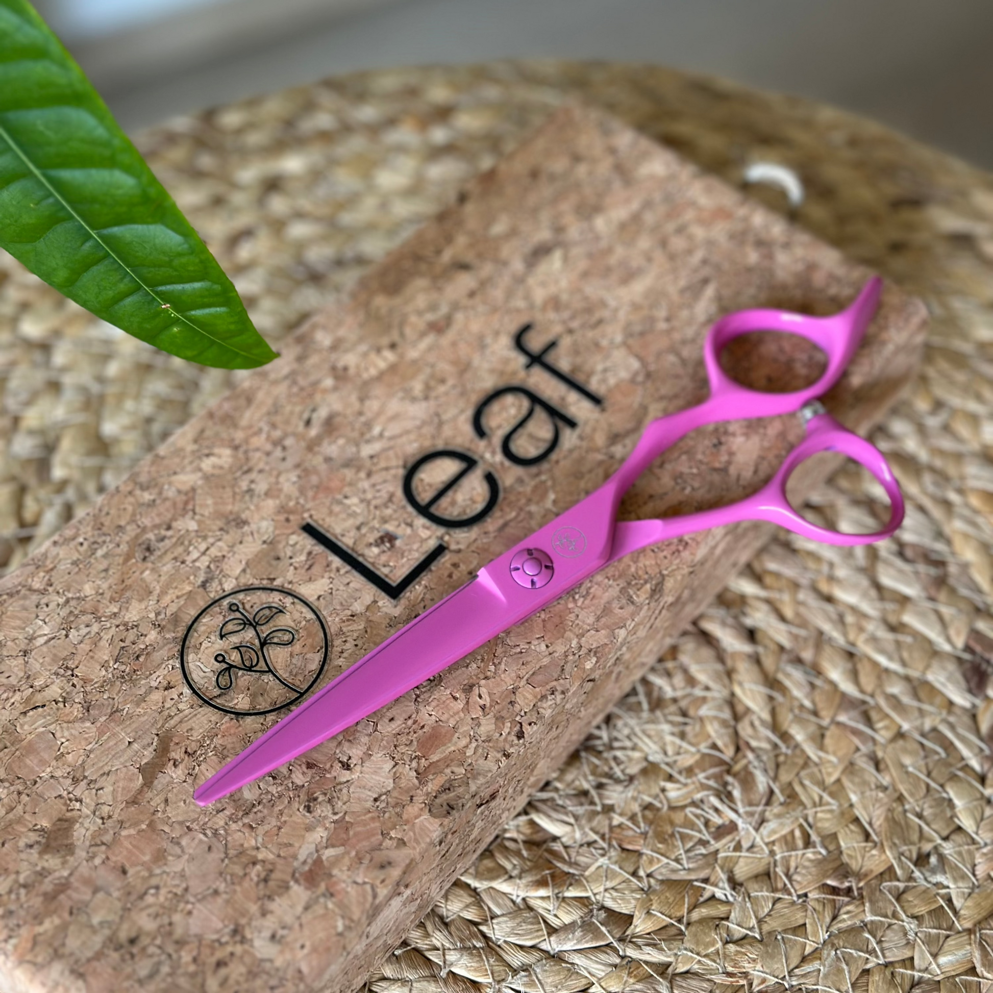 Leaf Pink Hairdressing Scissors