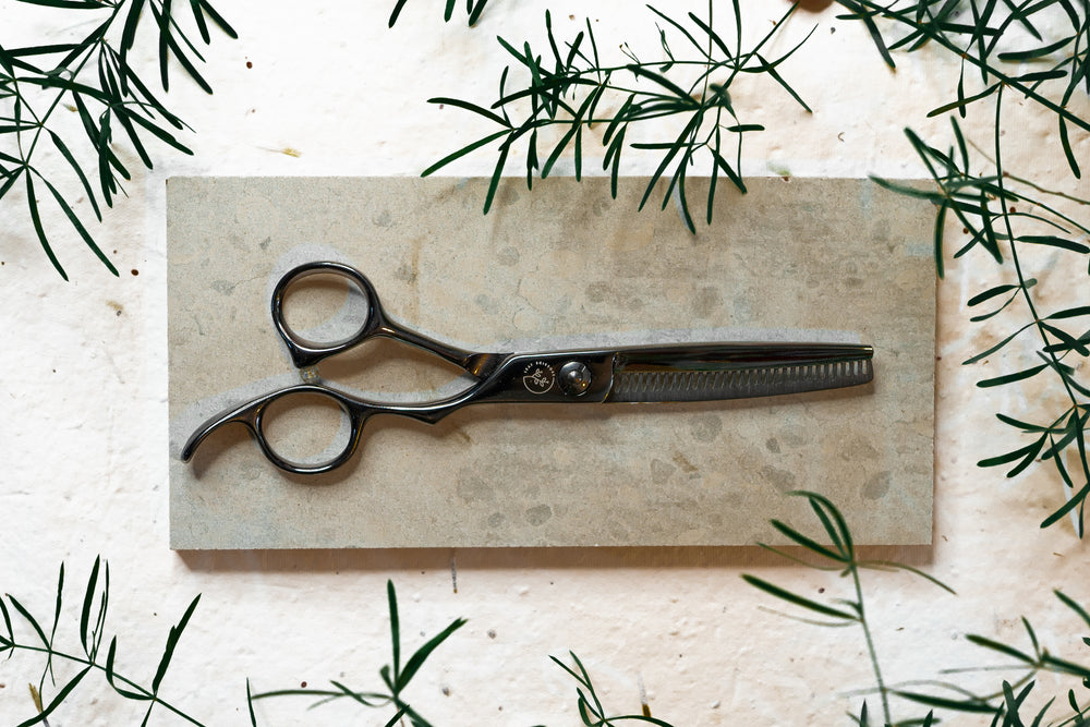 All about Texturing Scissors – Leaf Scissors