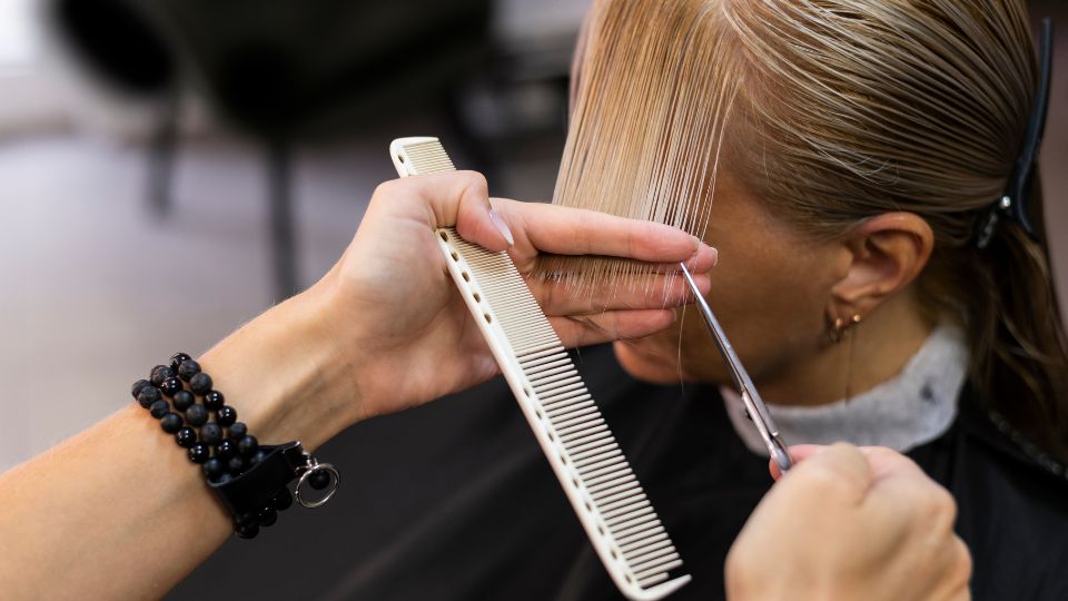 How to perfect point cutting to create textured styles with precision