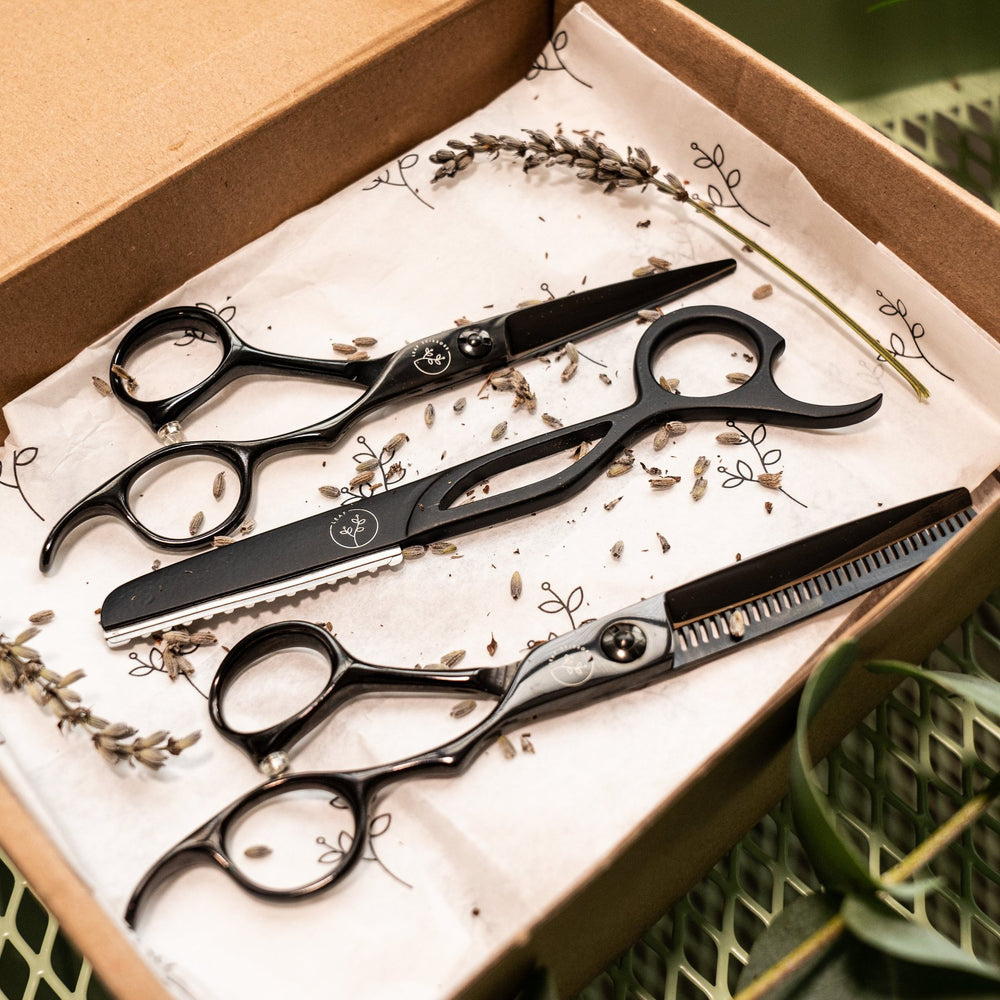 Sharpening Blades on Professional Hairdressing Scissors - Scissor