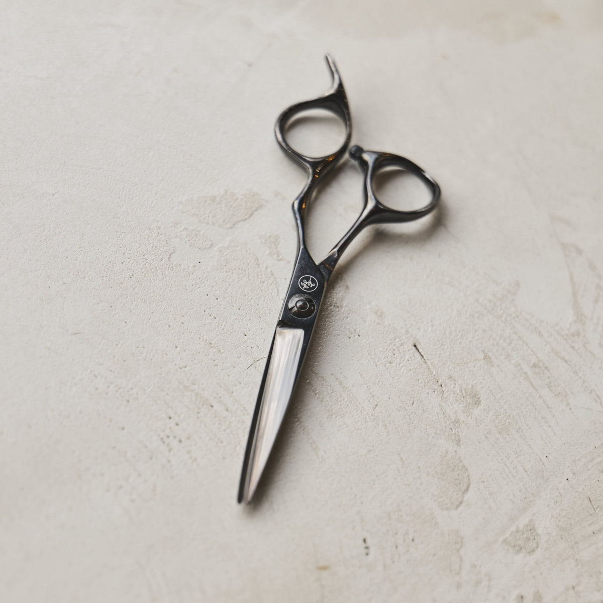 Leaf 'Black Edition' Scissor